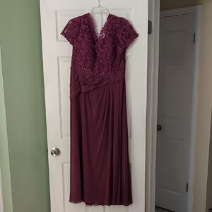 Jade Couture Cranberry Gown Women's Size 16